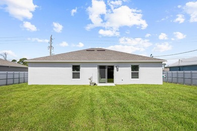 Beautifully maintained 2024 CBS home offering 3 bedrooms and 2 - photo 34