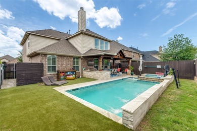 Beautifully maintained Cheldan-built home featuring 4 bedrooms - photo 36