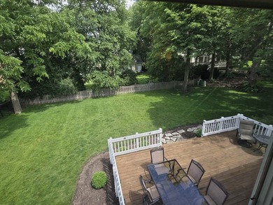 Take the keys and move right into this stunning, turn-key - photo 45