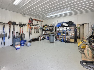 Offering a Dream Lifestyle for the equine enthusiasts, this is - photo 53