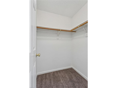 Back on the market no fault of the seller. Adorable, spacious - photo 11