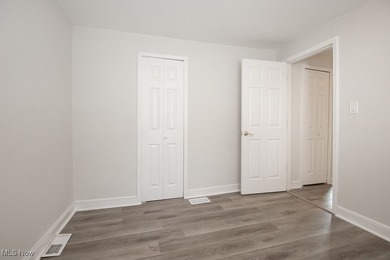 Welcome to 4915 Tillman Ave in Cleveland's Detroit-Shoreway! - photo 24