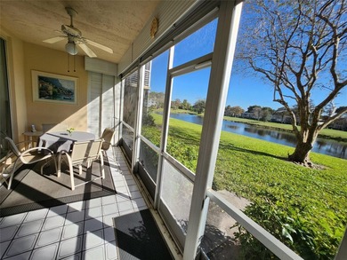 This Lakefront, spacious, Ground Floor 3 Bedroom, 2 Bath Condo - photo 27