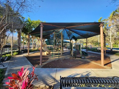 This Lakefront, spacious, Ground Floor 3 Bedroom, 2 Bath Condo - photo 39