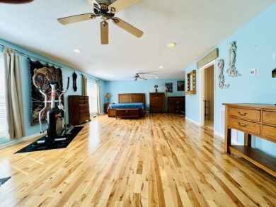 Lake Area 3 Bedroom, 3 Bath House with LARGE Basement Garage - photo 38