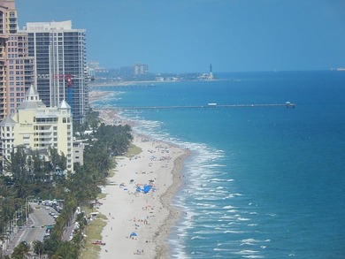 This Lakefront, spacious, Ground Floor 3 Bedroom, 2 Bath Condo - photo 51