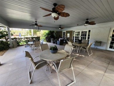 This Lakefront, spacious, Ground Floor 3 Bedroom, 2 Bath Condo - photo 52