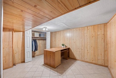 Nestled on the border of Flatlands and Mill Basin, this semi - photo 8
