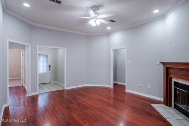Welcome to Azalea Trace! This 3 bedroom 2 bath home is situated - photo 11
