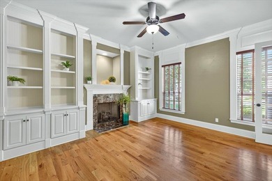 ABSOLUTLY STUNNING AND IMPRESSIVE 5 BEDROOM, 3 FULL BATH, 2 HALF - photo 11