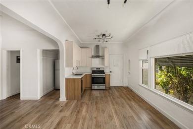 Prime mixed-use property for sale in Long Beach! This versatile - photo 14