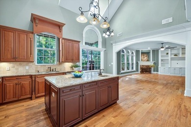 ABSOLUTLY STUNNING AND IMPRESSIVE 5 BEDROOM, 3 FULL BATH, 2 HALF - photo 15