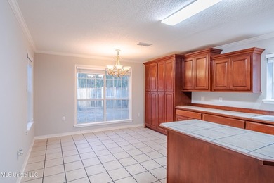 Welcome to Azalea Trace! This 3 bedroom 2 bath home is situated - photo 16