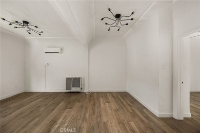 Prime mixed-use property for sale in Long Beach! This versatile - photo 18