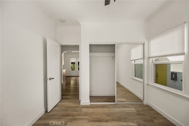 Prime mixed-use property for sale in Long Beach! This versatile - photo 20