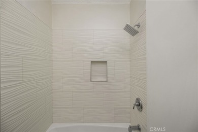 Prime mixed-use property for sale in Long Beach! This versatile - photo 23