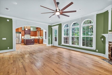 ABSOLUTLY STUNNING AND IMPRESSIVE 5 BEDROOM, 3 FULL BATH, 2 HALF - photo 27