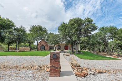 Beautifully Upgraded Lake View Home with Private Mother-In-Law - photo 3