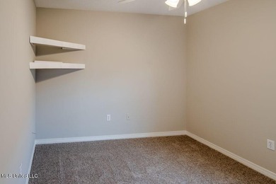 Welcome to Azalea Trace! This 3 bedroom 2 bath home is situated - photo 38