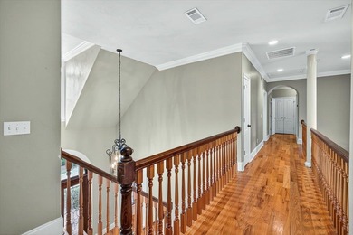 ABSOLUTLY STUNNING AND IMPRESSIVE 5 BEDROOM, 3 FULL BATH, 2 HALF - photo 40