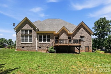 Beautiful all-brick home offering over 3,400 square feet of - photo 43