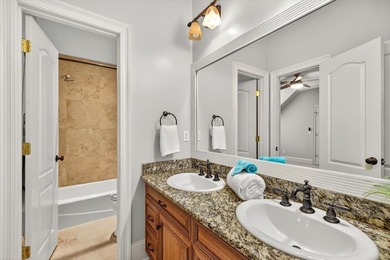 ABSOLUTLY STUNNING AND IMPRESSIVE 5 BEDROOM, 3 FULL BATH, 2 HALF - photo 45