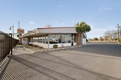 Located along Route 66, This Turn Key Restaurant offering