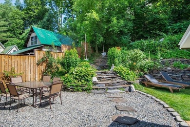 Don't let the size fool you, this beautifully updated 3-bedroom - photo 3