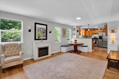 Don't let the size fool you, this beautifully updated 3-bedroom - photo 4