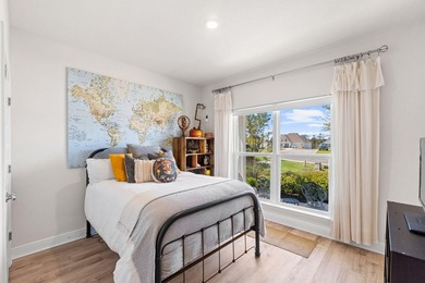 Welcome to this beautifully maintained single-story ranch style - photo 6