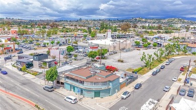 Wow! Wow! Wow! Come see this amazing Opportunity to own a - photo 7