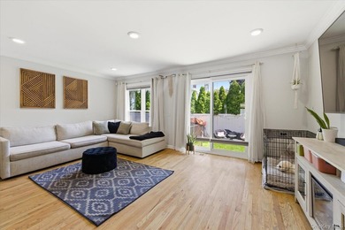 This Townhouse lives large with more than 1,500 square feet of - photo 9