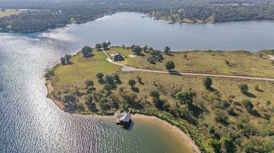 Known as one of the best fishing lakes in Texas, and - photo 12