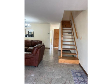 3 bed, 2 bath, 1159 sq ft house, 2250 sq ft lot Semi-attached - photo 12