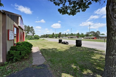 This versatile commercial property has a long-standing history - photo 3
