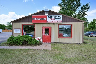 This versatile commercial property has a long-standing history - photo 7