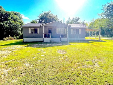 Charming country home just minutes from Lake Bob Sandlin! - photo 11