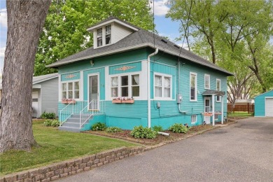 Lake Home Sale Pending in Forest Lake, Minnesota