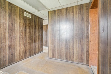 Unique opportunity to own a versatile commercial property with - photo 13