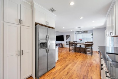 This beautiful Laurelton Cape Cod Style is 6 years young - photo 15