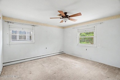 This Sarasota model presents a great opportunity to make a home - photo 17