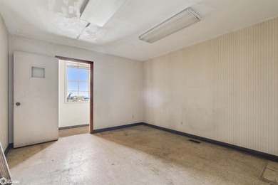 Unique opportunity to own a versatile commercial property with - photo 17