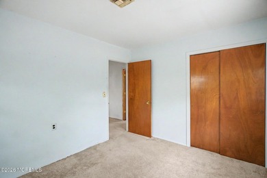 This Sarasota model presents a great opportunity to make a home - photo 23