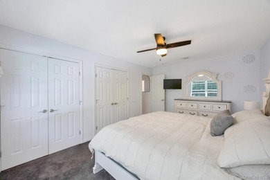 This beautiful Laurelton Cape Cod Style is 6 years young - photo 24