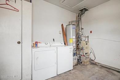This Sarasota model presents a great opportunity to make a home - photo 26