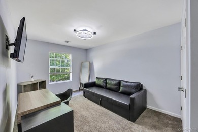 This beautiful Laurelton Cape Cod Style is 6 years young - photo 28