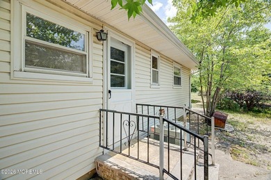 This Sarasota model presents a great opportunity to make a home - photo 31