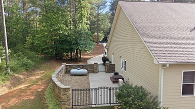 Welcome to your Lake Greenwood retreat-just in time to enjoy - photo 37