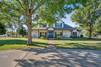 Lake Home For Sale in Corsicana, Texas