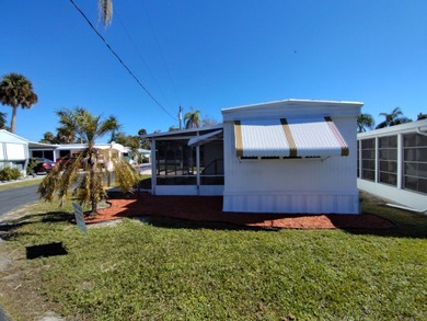 Lake Home For Sale in Okeechobee, Florida